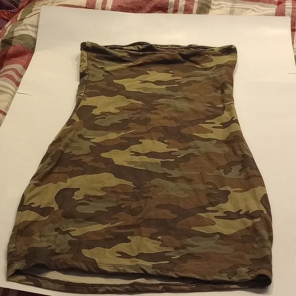 NWT rue 21 double lined mini sleeveless tube dress,size medium, army print - Picture 3 of 4